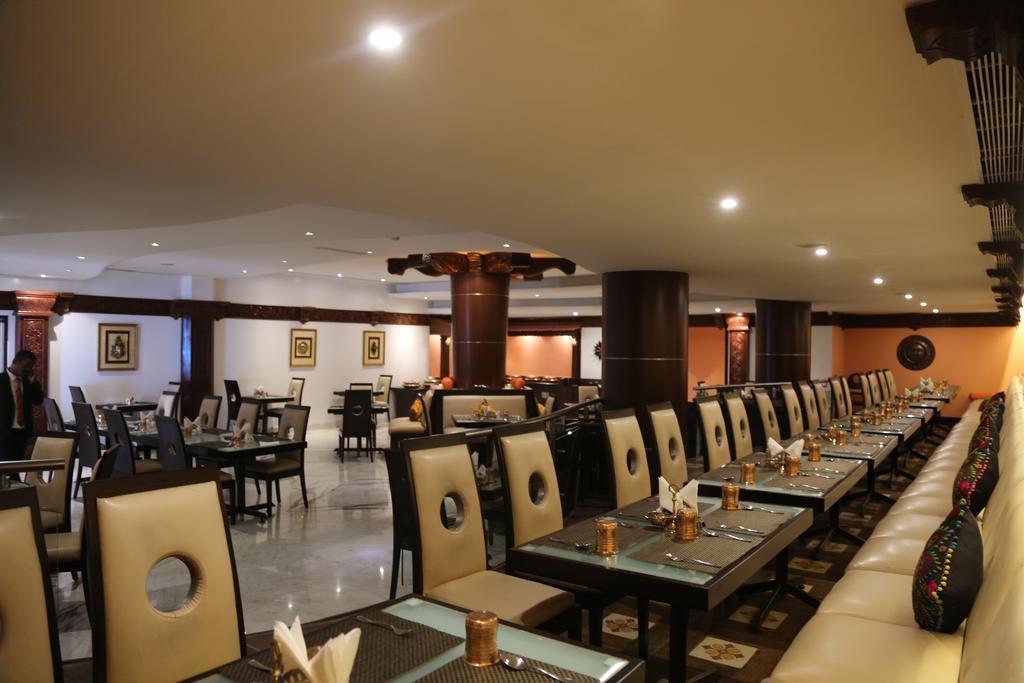 העיר בנגלור The President Hotel מראה חיצוני תמונה