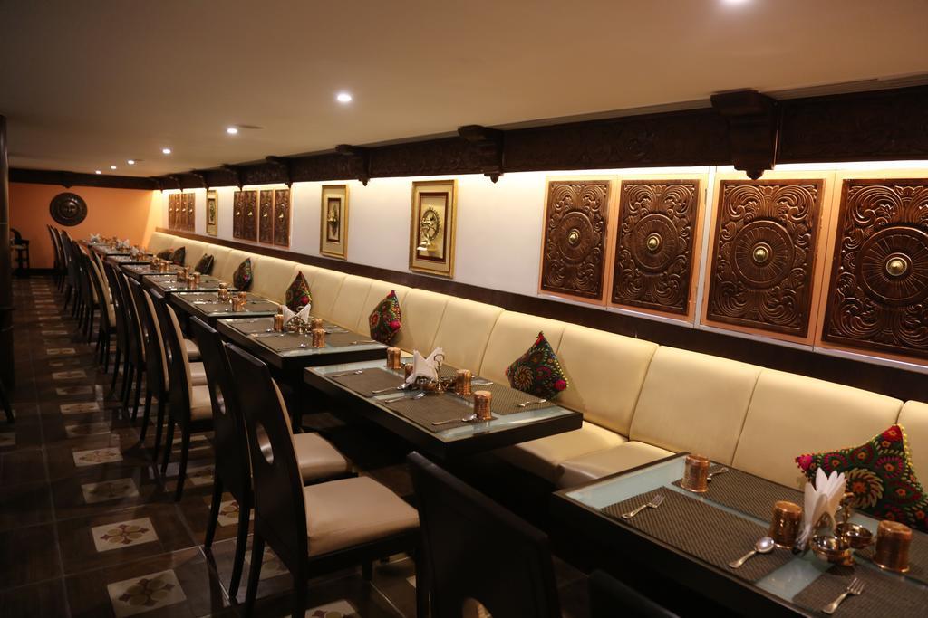 העיר בנגלור The President Hotel מראה חיצוני תמונה